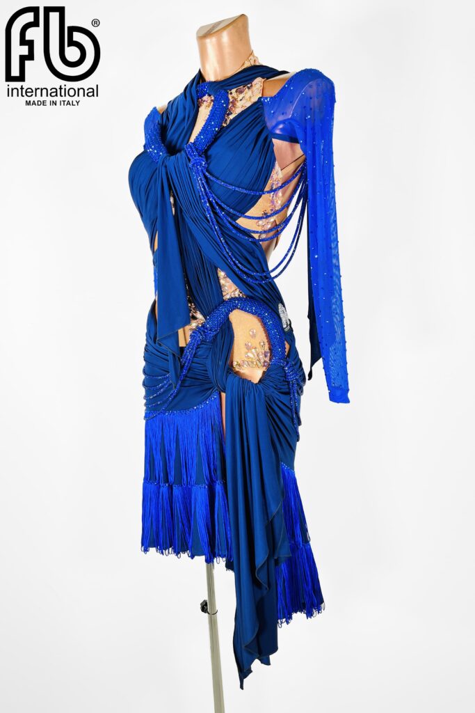 abito da ballo latino americano da donna blu con drappeggi e gonna di frange