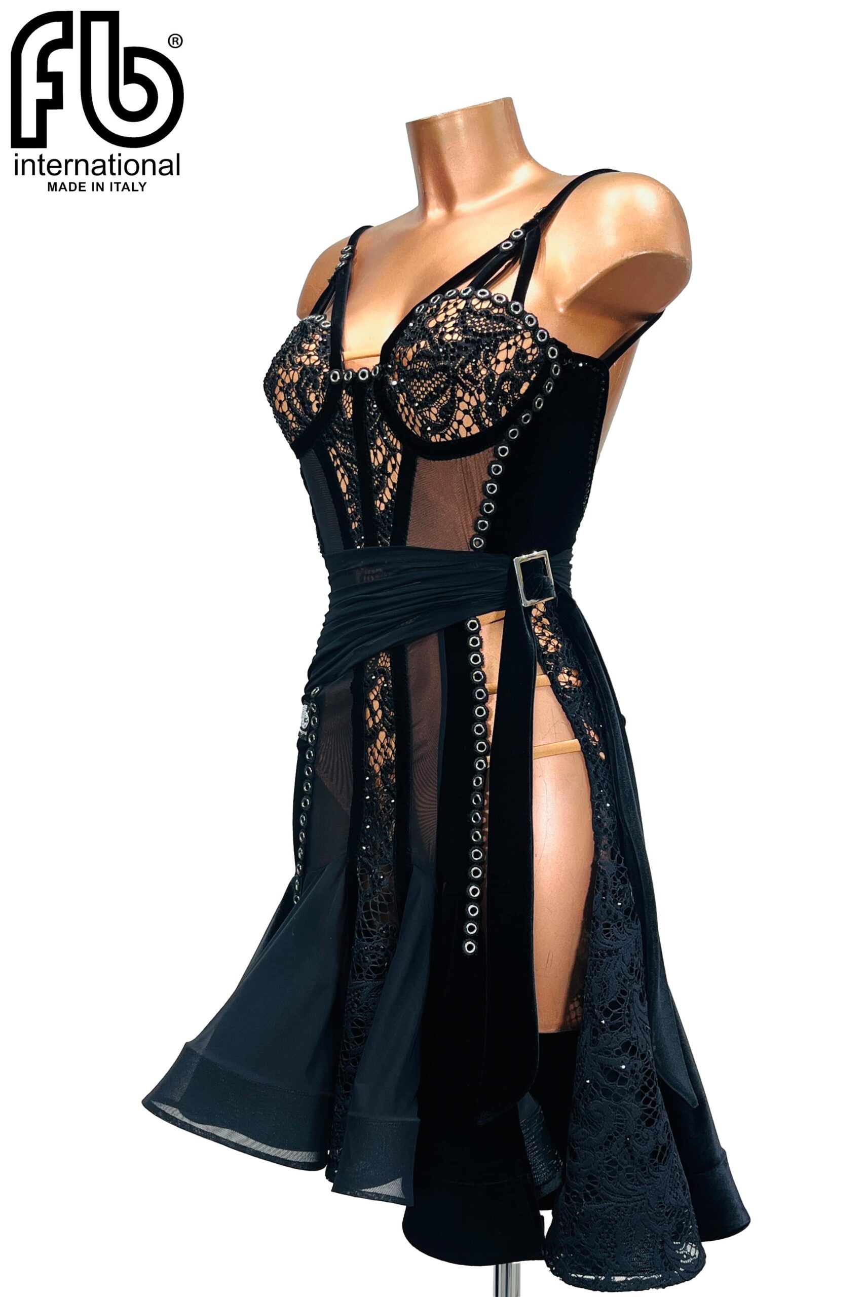 Abito latino collezione Total Black